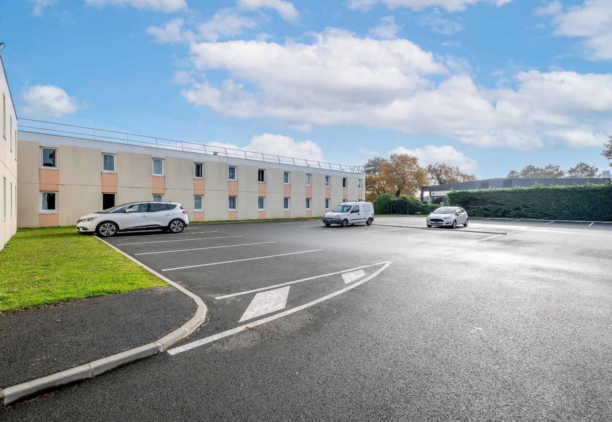 B&B Hotel Bordeaux Merignac Cadera Aeroport Екстер'єр фото