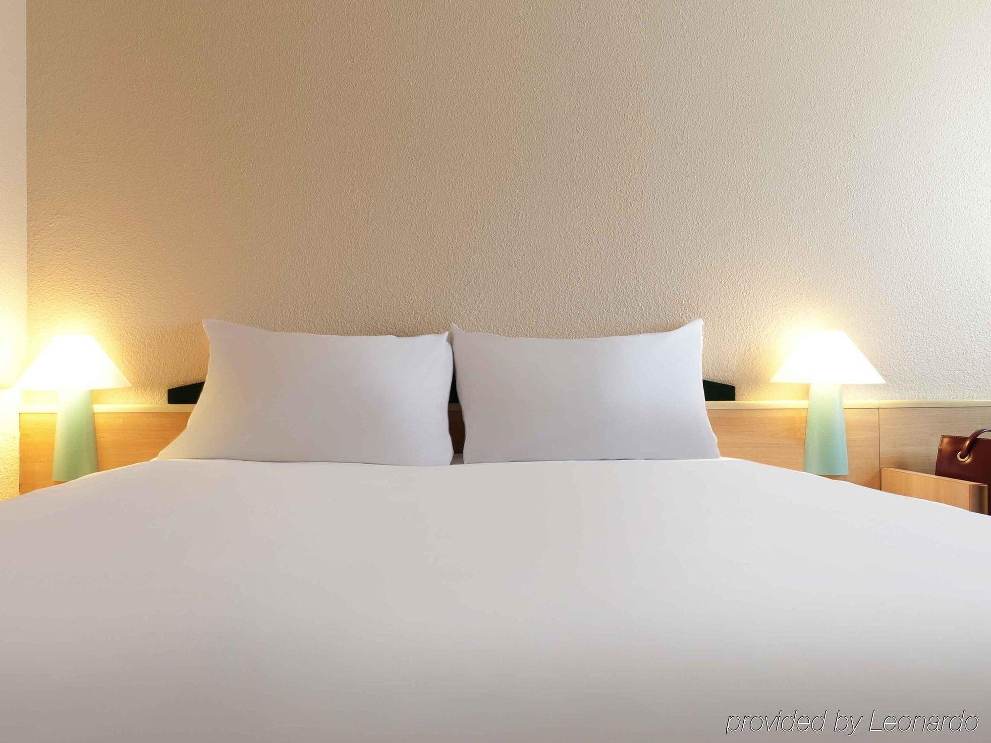 B&B Hotel Bordeaux Merignac Cadera Aeroport Екстер'єр фото